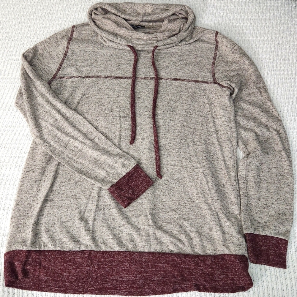 Stitch Fix, Pink Clover soft top size Medium